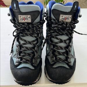 Kayland Hiking Boots - Black and Blue